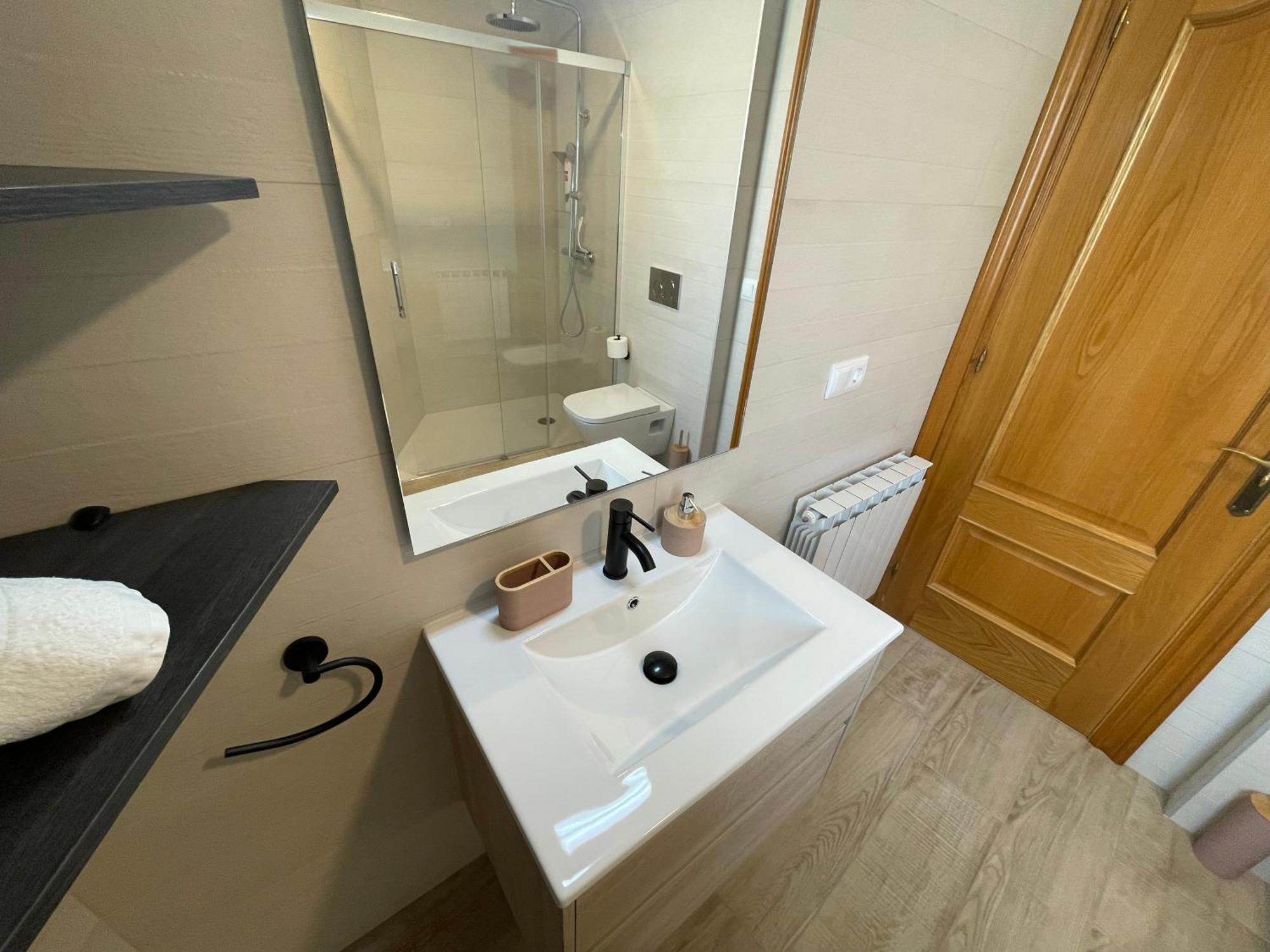 Apartamentos Montejurra Айеги Экстерьер фото