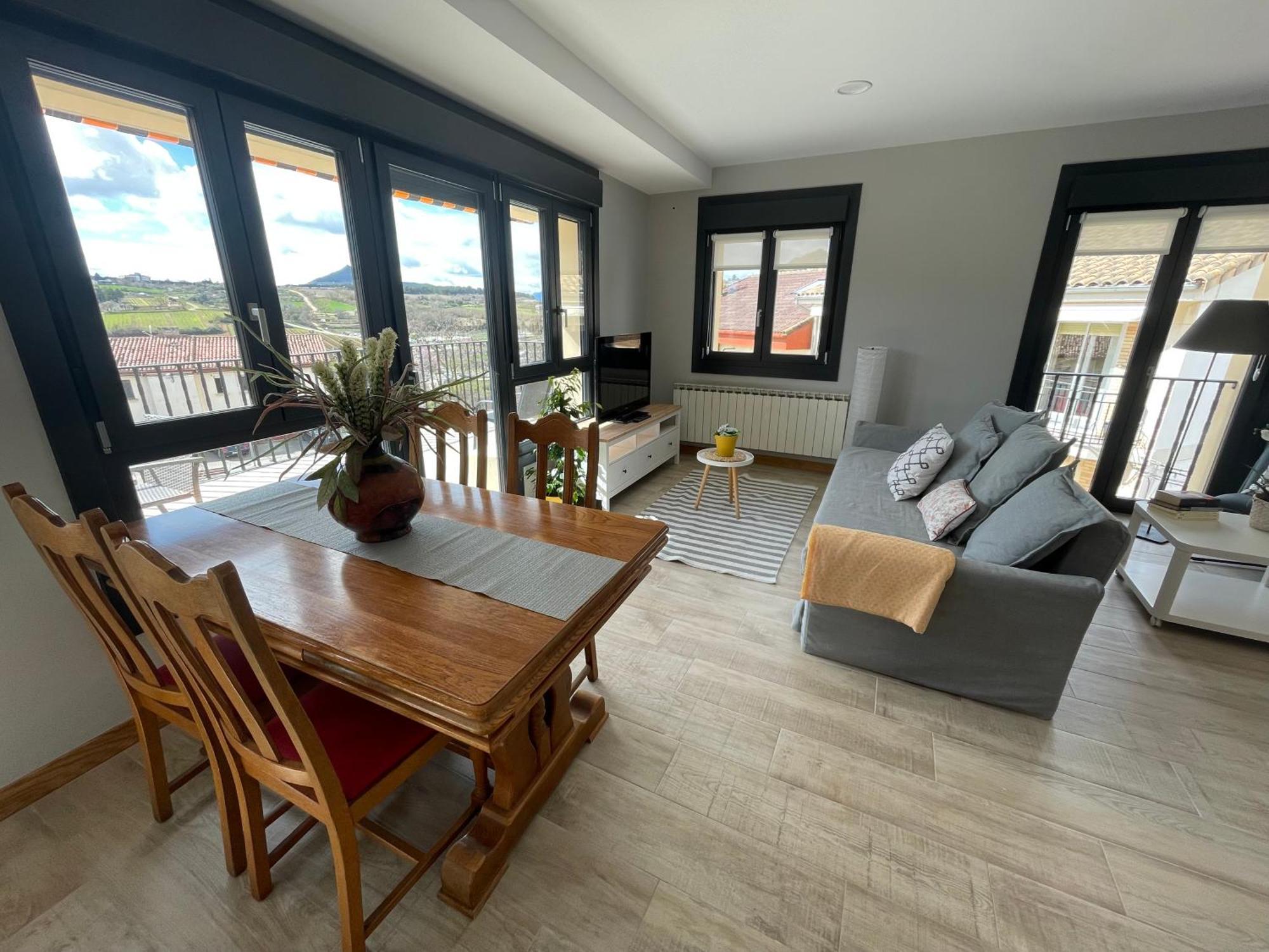 Apartamentos Montejurra Айеги Экстерьер фото